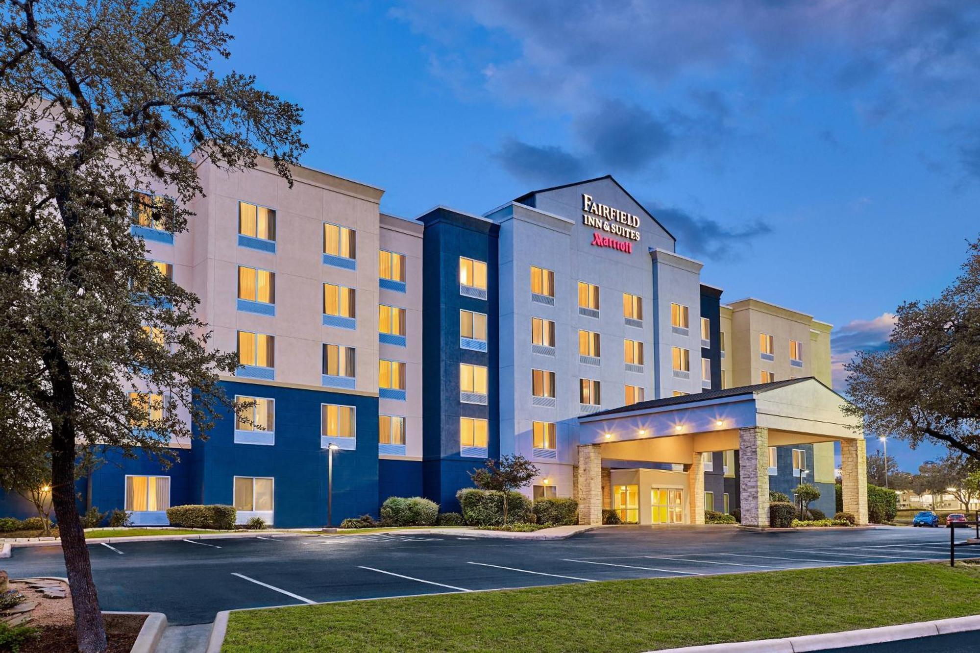 Fairfield Inn And Suites By Marriott San Antonio Northeast / Schertz / Rafb Extérieur photo
