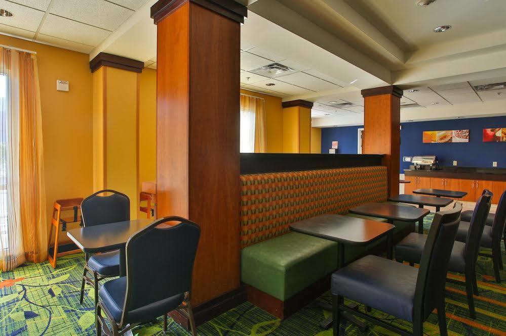 Fairfield Inn And Suites By Marriott San Antonio Northeast / Schertz / Rafb Extérieur photo
