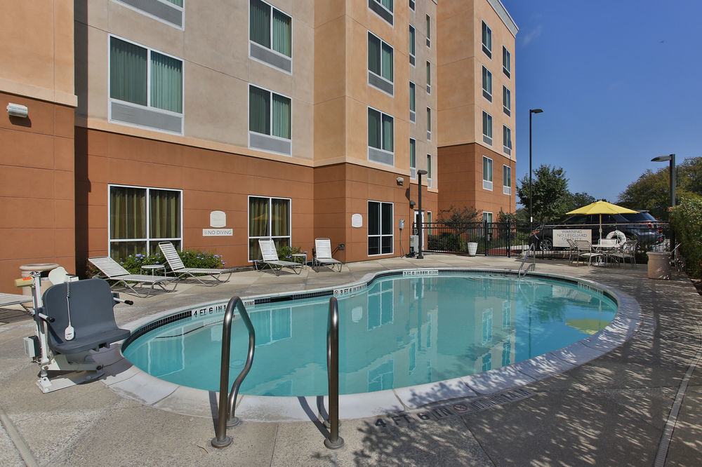 Fairfield Inn And Suites By Marriott San Antonio Northeast / Schertz / Rafb Extérieur photo